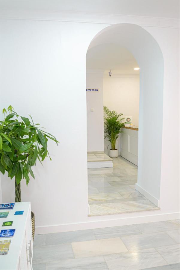 Hostal La Calzada Tarifa Buitenkant foto