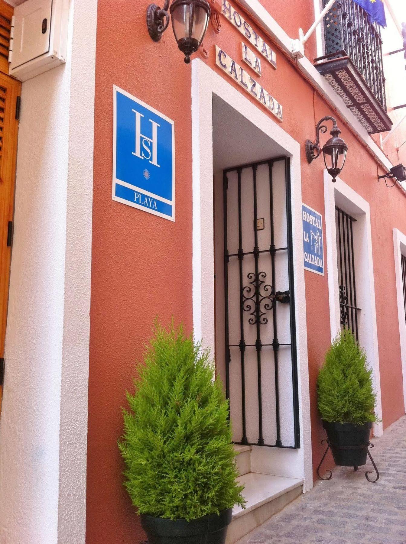 Hostal La Calzada Tarifa Buitenkant foto